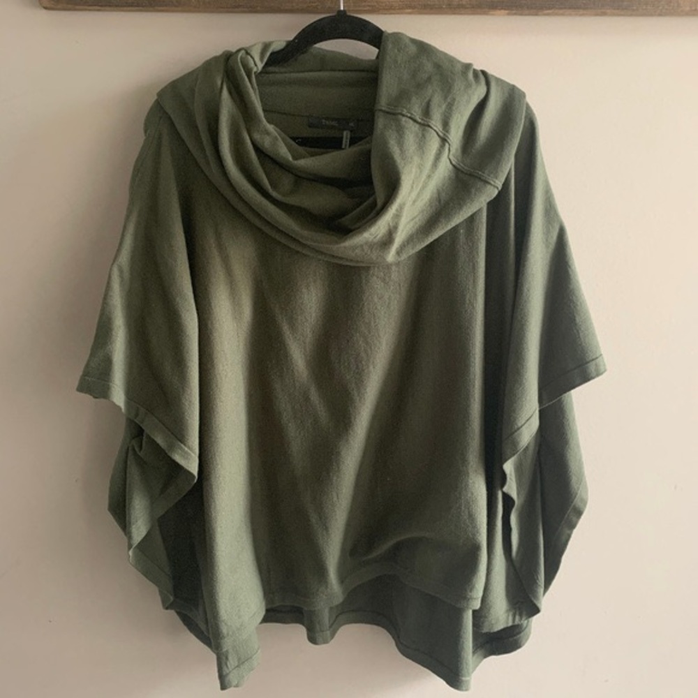 THML sweater